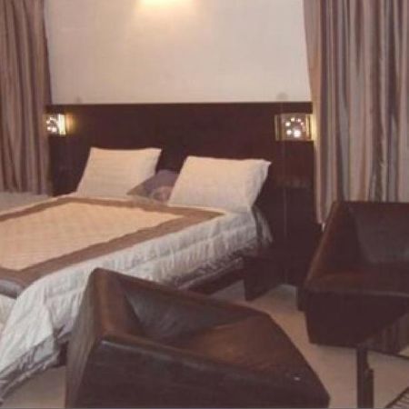 Hotel T.A.P. Gold Crest Bangalore Cameră foto
